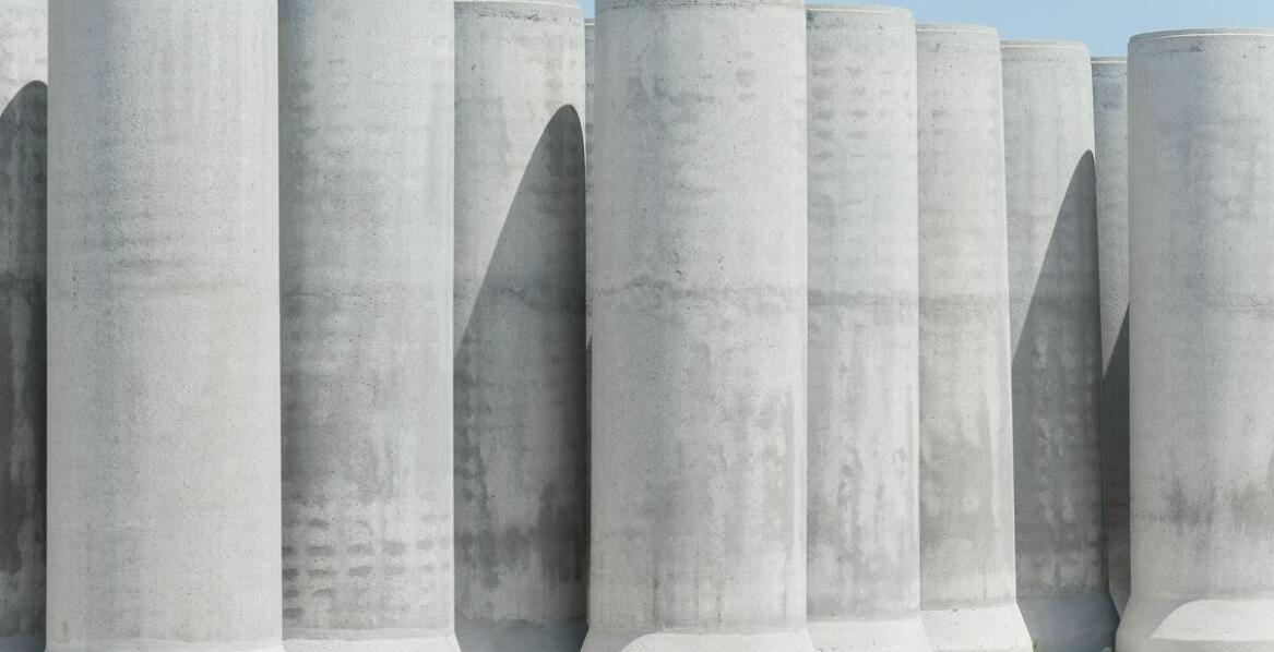 Separator drogowy betonowy a ochrona infrastruktury drogowej przed uszkodzeniami