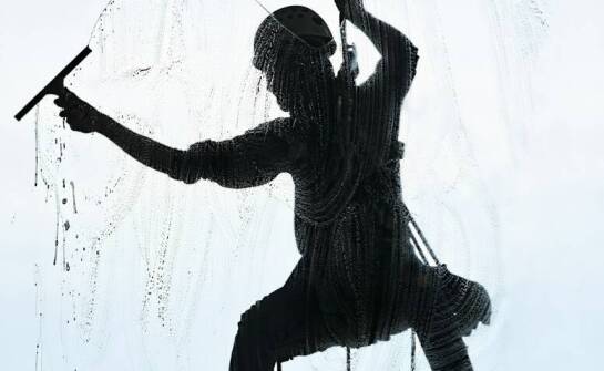 Profesjonalne mycie okien a oszczędność czasu i energii