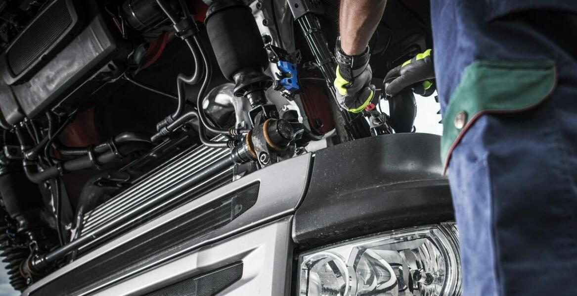 Kluczowe czynniki wpływające na efektywność serwisów Ford F-Max