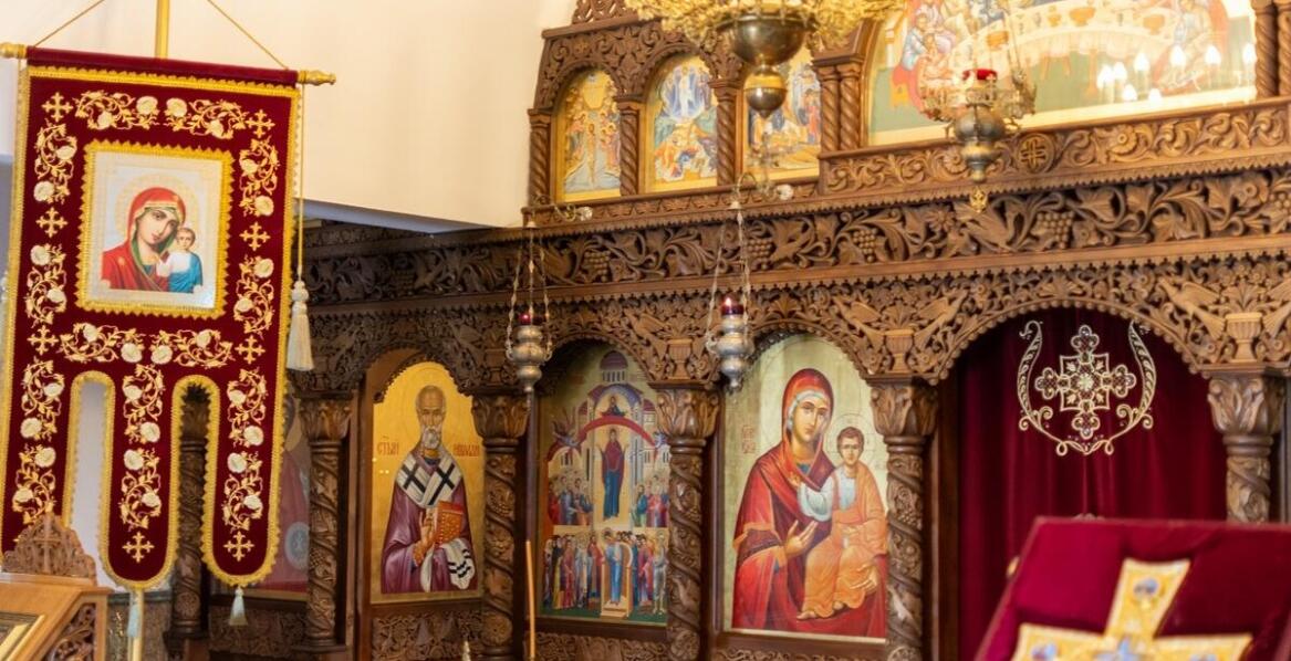 Tradycyjne versus nowoczesne komże ministranckie – co wybrać?