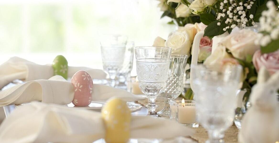 Najlepsze dekoracje na wielkanoc, które odmienią Twój stół świąteczny