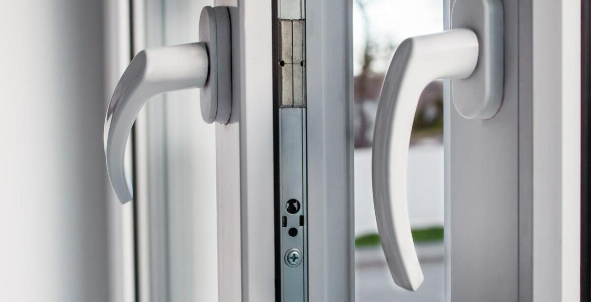 Drzwi PCV a ochrona przed warunkami atmosferycznymi