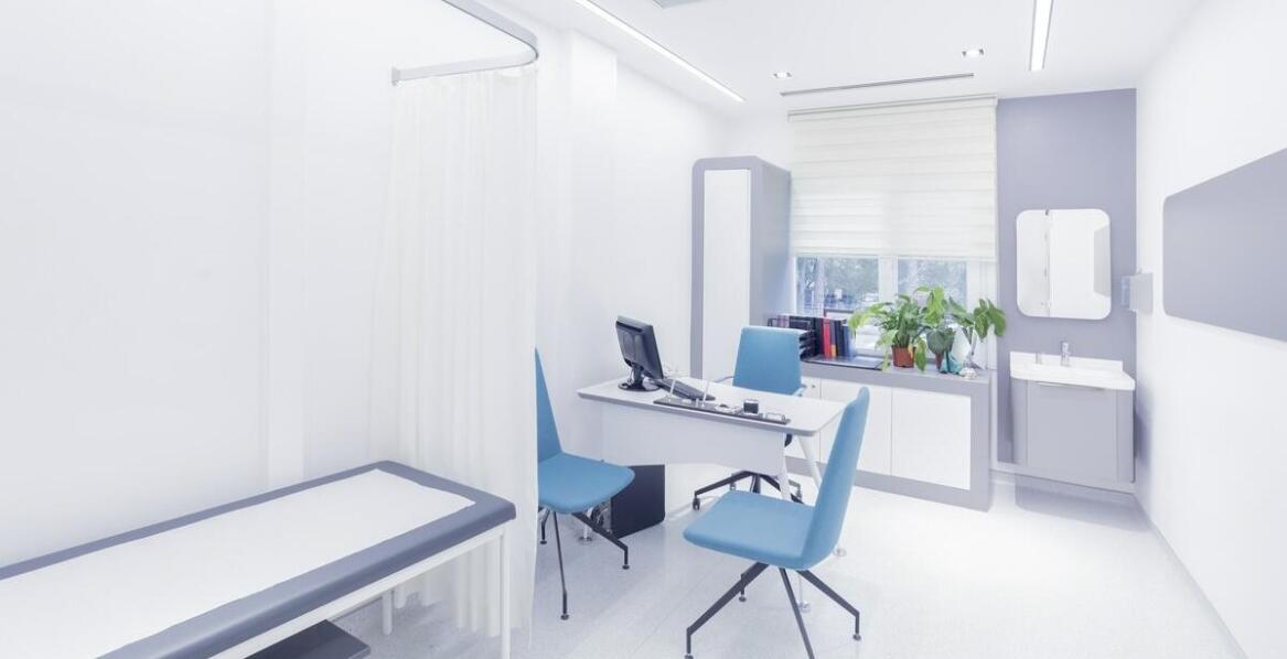 Bezpieczeństwo i efektywność mikropolaryzacji w leczeniu zaburzeń neurologicznych