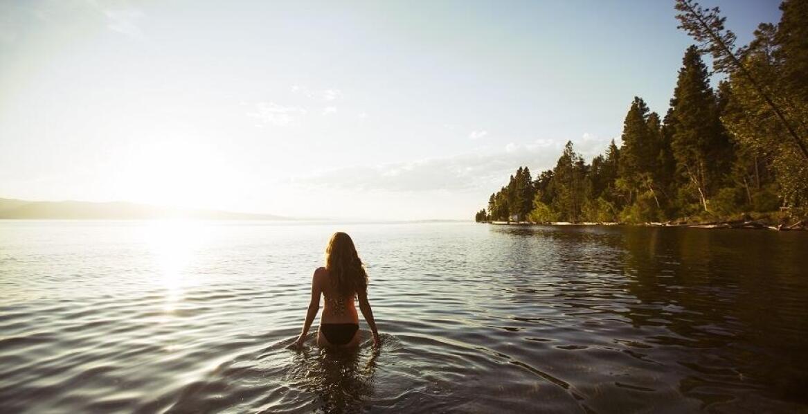 Bambusowe poncho jako sposób na szybkie ogrzanie po kąpieli