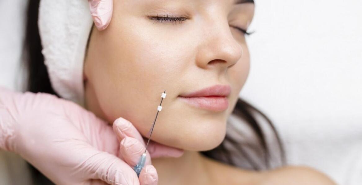 Zastosowanie kwasu hialuronowego w modelowaniu konturów twarzy