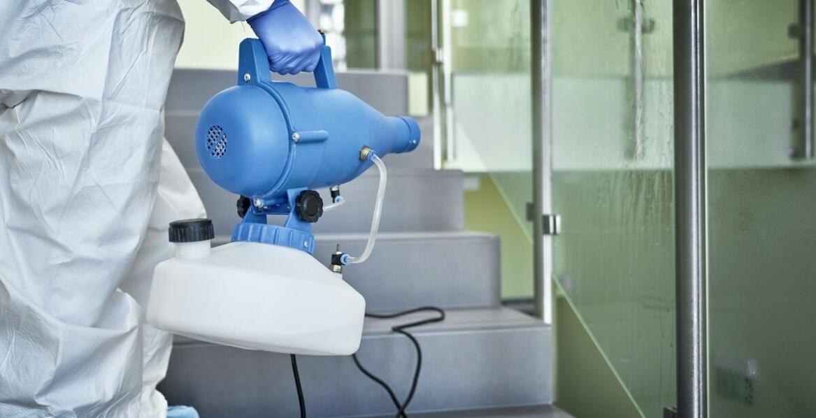 Zastosowanie nowoczesnych technologii w dezynfekcji: korzyści dla firm