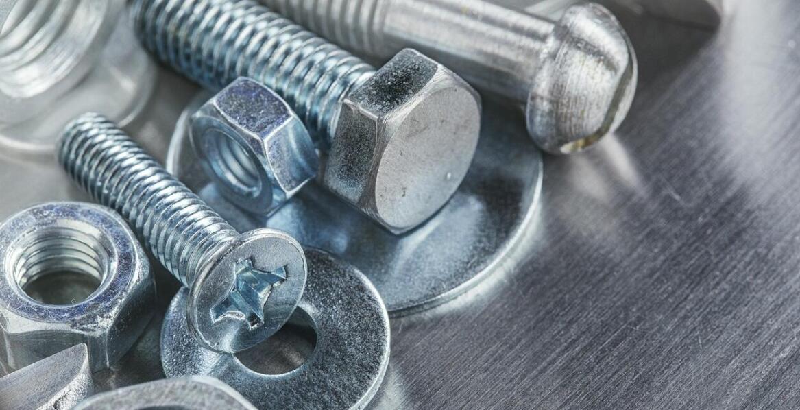 Nakrętki calowe – ich znaczenie w konstrukcjach mostowych