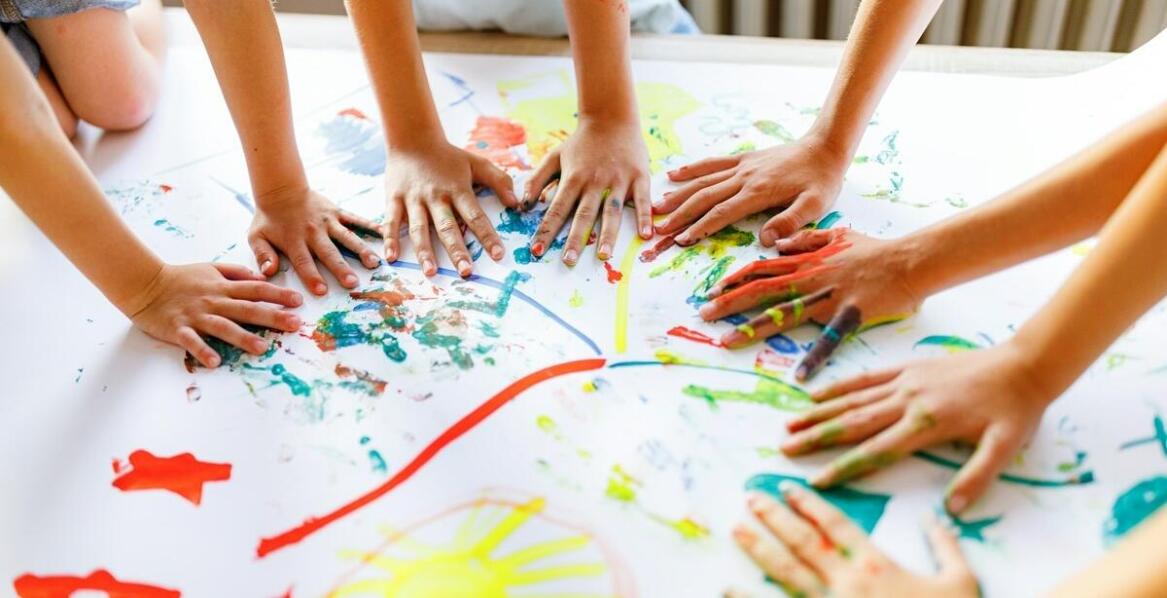 Jak zorganizować warsztaty twórcze z użyciem "Lego Friends dużych zestawów"?