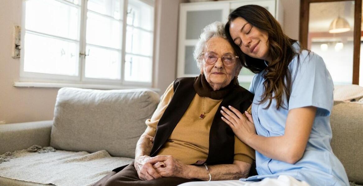 Wie wirkt sich unsere Vermittlung von polnischen Betreuungskräften auf den Lebenskomfort von Senioren aus?