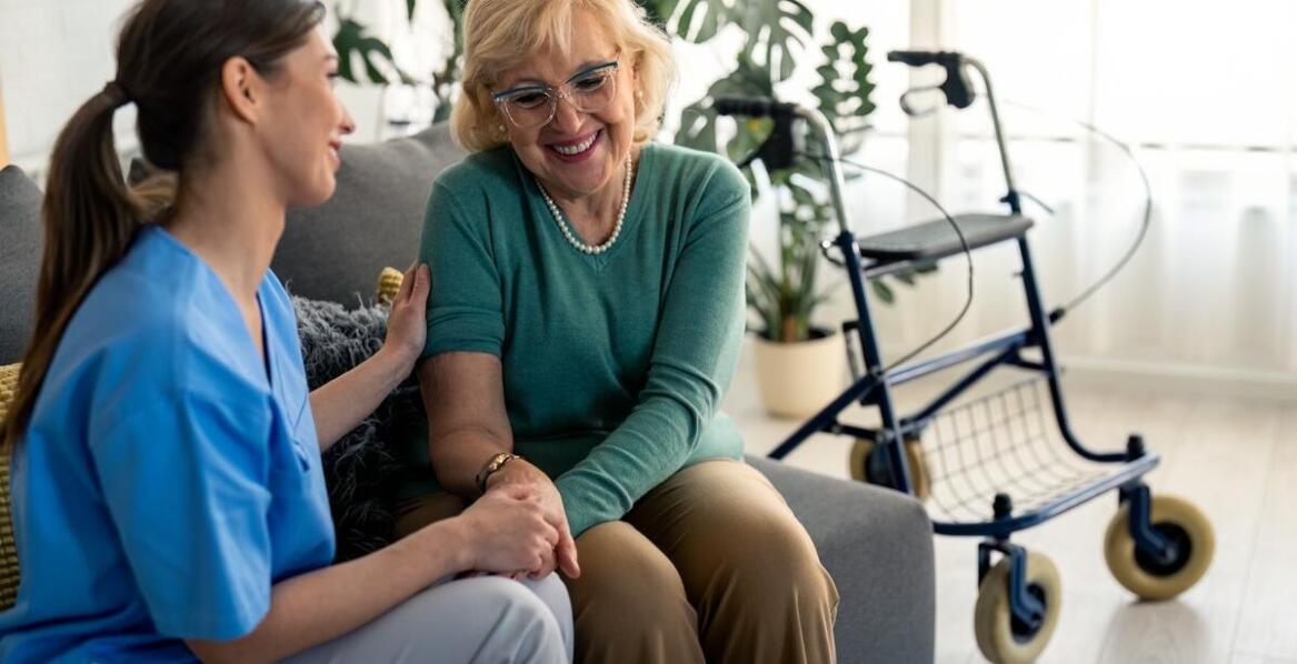 Seniorenbetreuung rund um die Uhr - Wie sorgt man für Sicherheit im Haus?