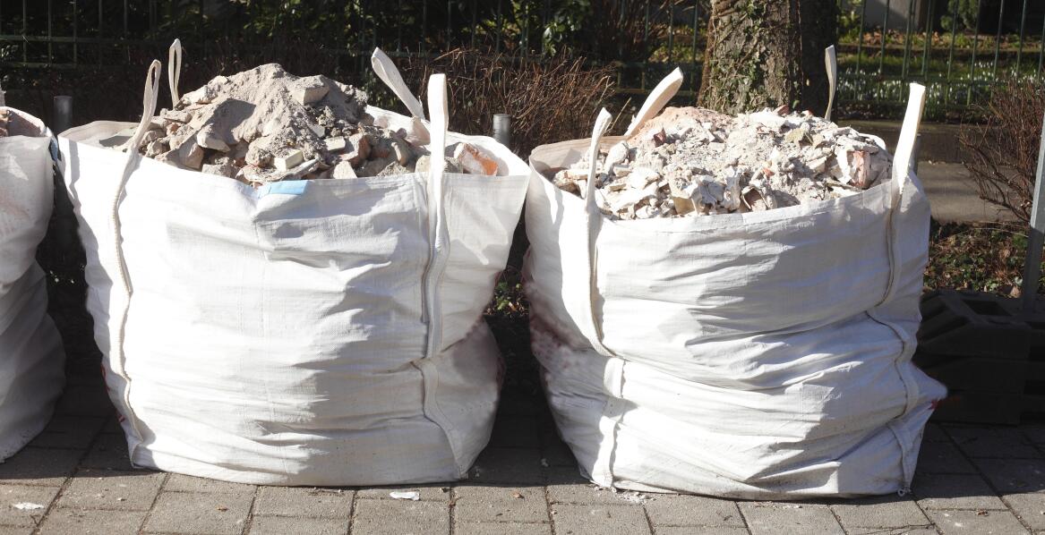 Worki na gruz w kontekście norm bezpieczeństwa