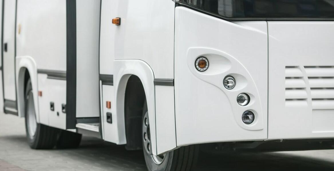 Busy do Włoch z Podkarpacia: co wyróżnia naszą ofertę na tle konkurencji?