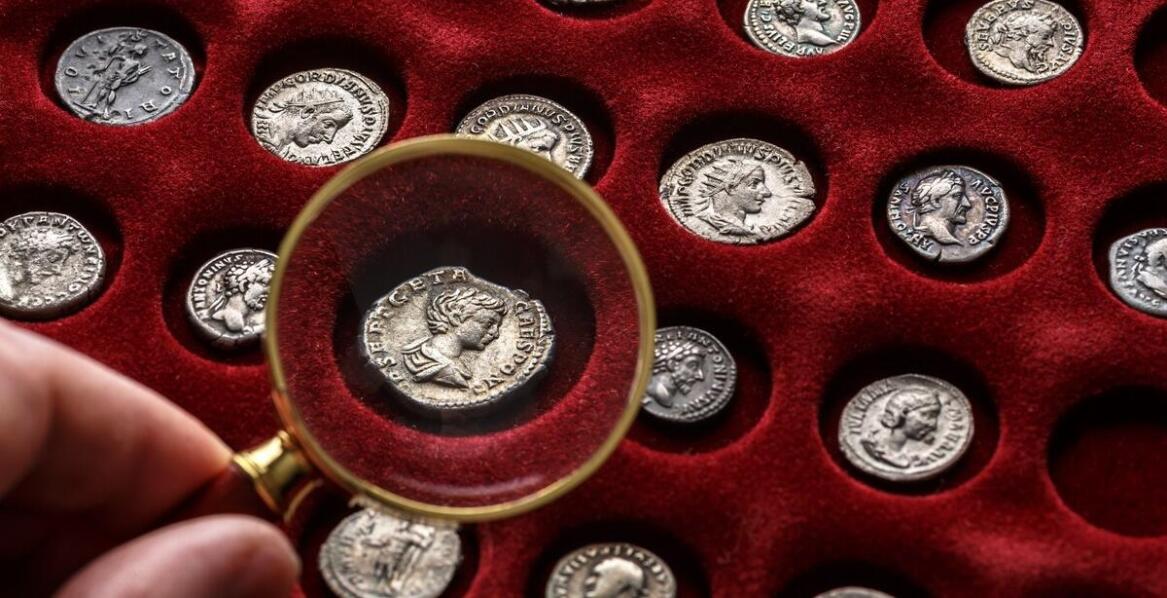 Gdzie szukać informacji o wartości i autentyczności srebrnych monet?
