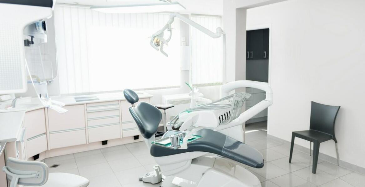 Nowoczesne podejście do stomatologii estetycznej w gabinetach w Zgierzu