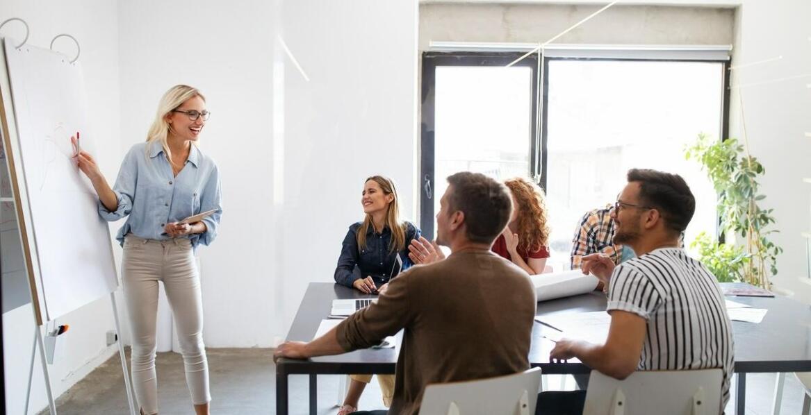 Wpływ coachingu na motywację i pokonywanie przeszkód