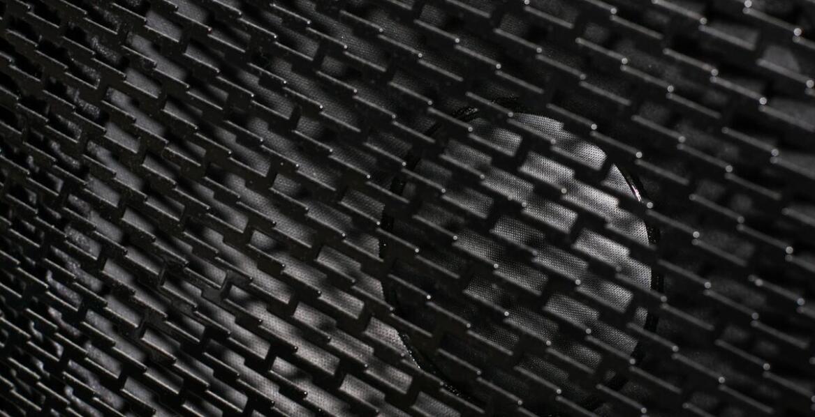 Zastosowanie teflonowych taśm przenośnikowych w przemyśle