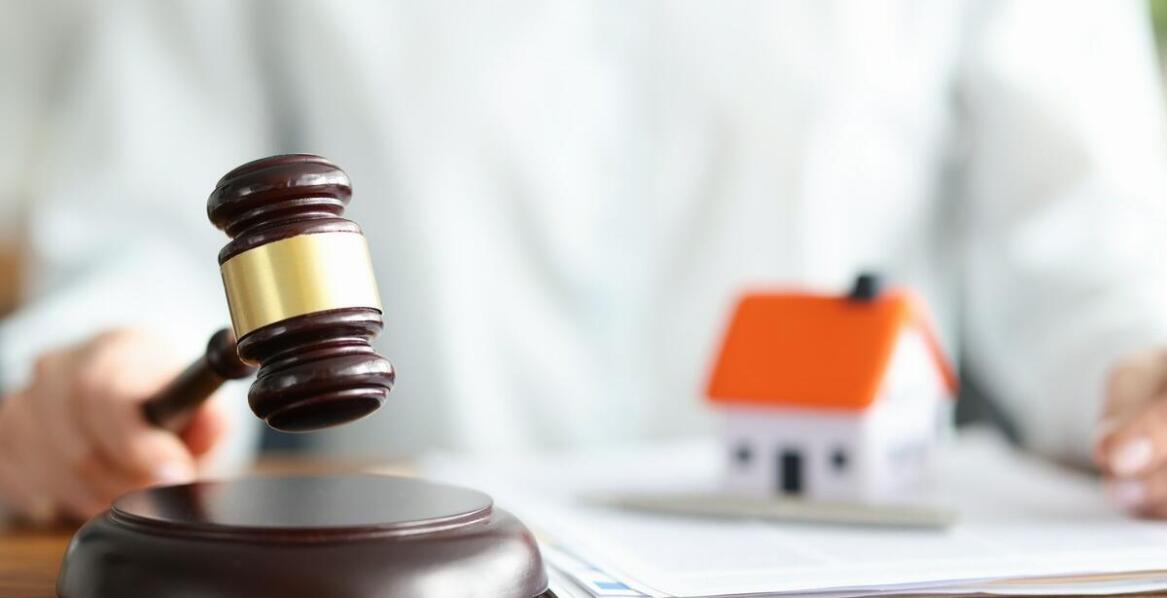 Co dzieje się z nieruchomością po jej zajęciu przez komornika?