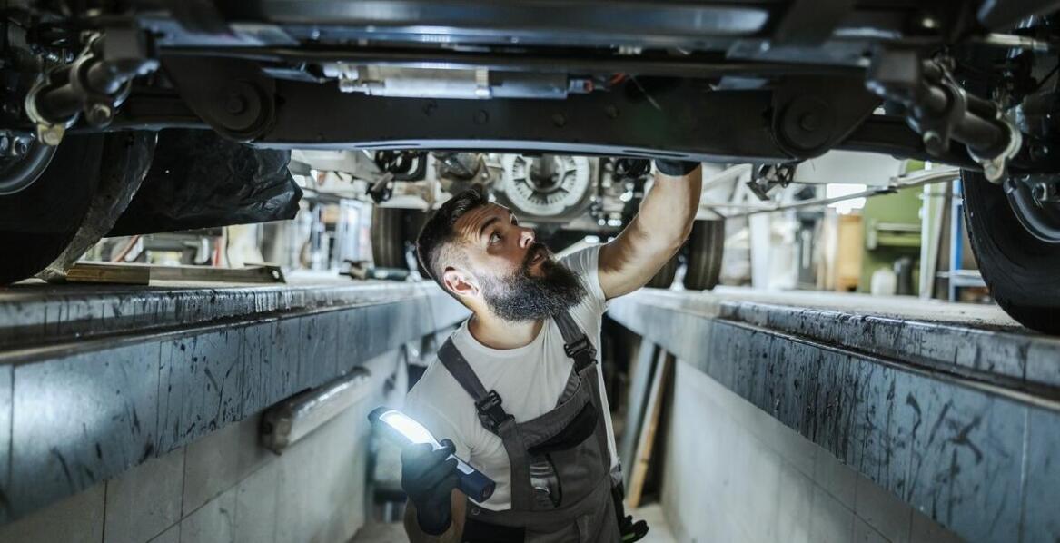 Znaczenie badań technicznych w kontekście pojazdów uprzywilejowanych