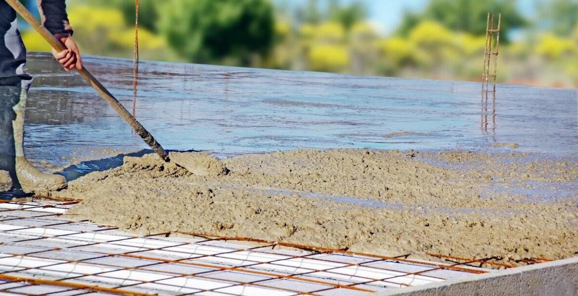 Zastosowanie płyt poliwęglanowych w konstrukcjach tymczasowych