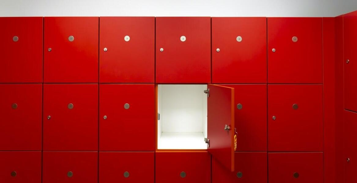 Jak szafki basenowe HPL wspierają ochronę prywatności użytkowników?