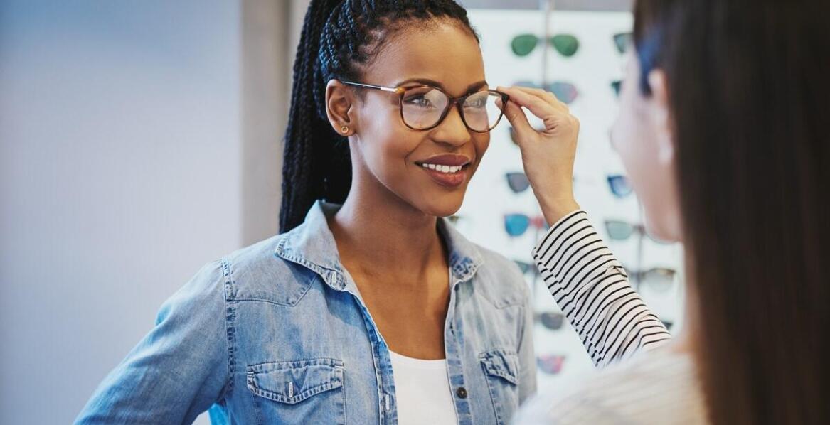 Jakie pytania warto zadać optometryście w Pszczynie przed wyborem okularów progresywnych?