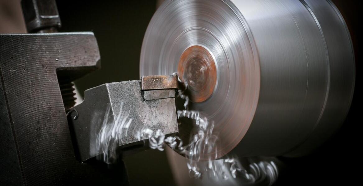 Wpływ jakości gwintowników na precyzję obróbki mechanicznej