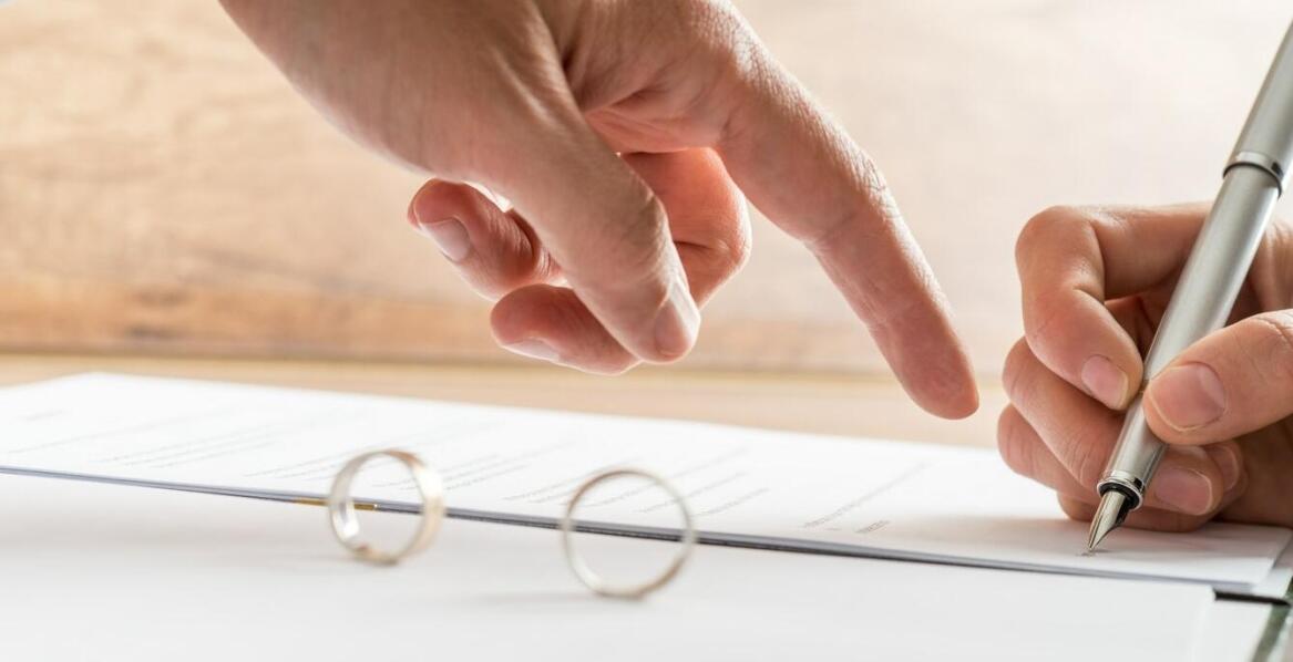 Czy warto skorzystać z pomocy adwokata przy podziale majątku?