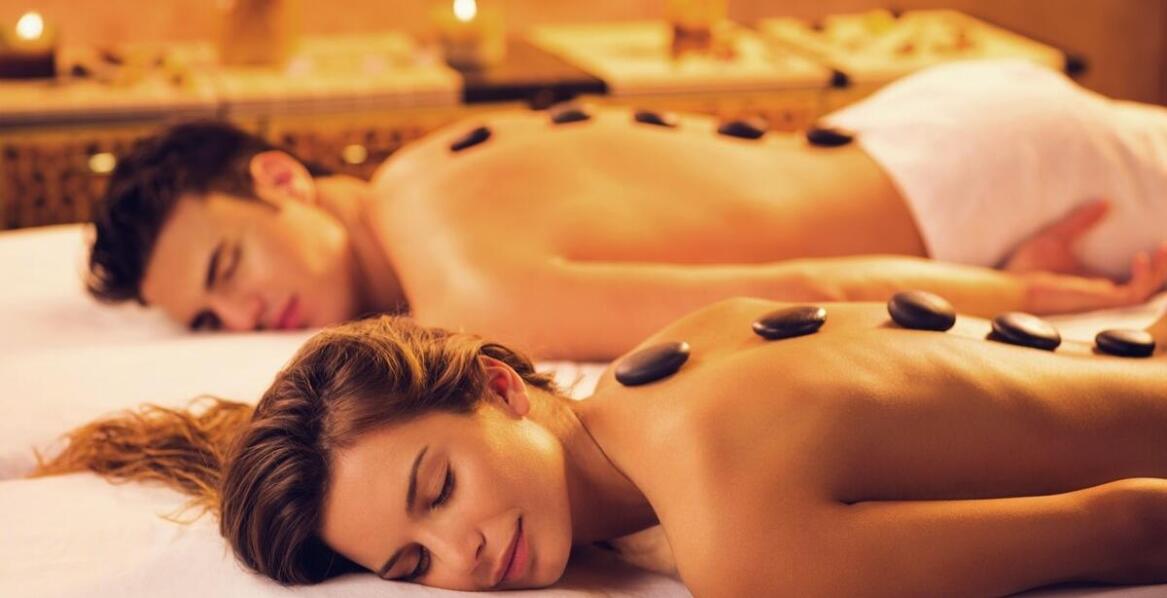 Najlepsze miejsce na masaż dla par w Krakowie: Co warto wiedzieć przed wizytą?