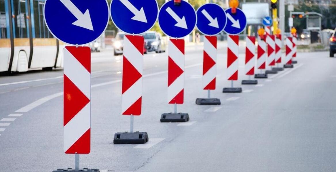 Rola aktywnych oznakowań w nowoczesnych systemach zarządzania ruchem