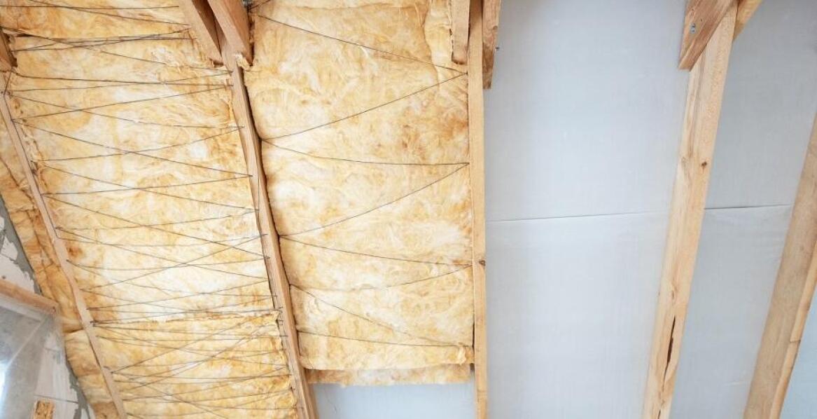 Wpływ izolacji dachów na efektywność energetyczną budynków