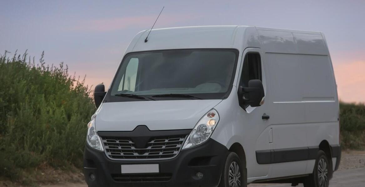 Transport door-to-door z Anglii: Co oznacza dla klienta?