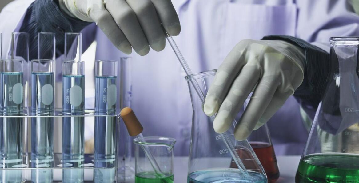 Jakie są kluczowe wyzwania w serwisie stacji do usuwania amoniaku?