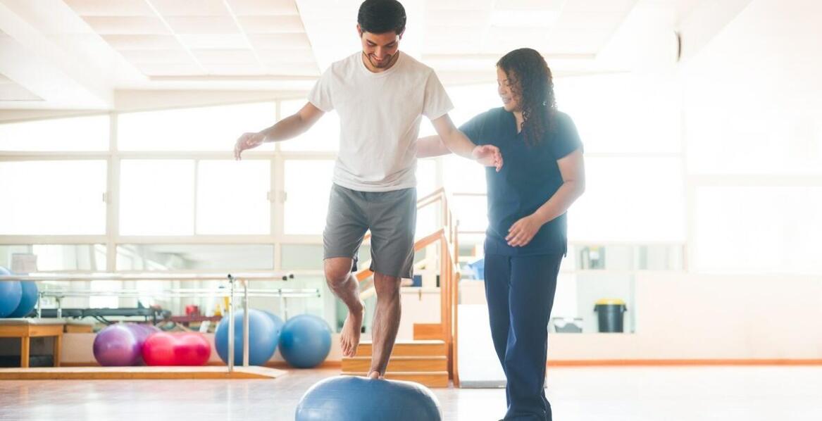 Rola fizykoterapii w procesie rehabilitacji – jakie metody są najskuteczniejsze?