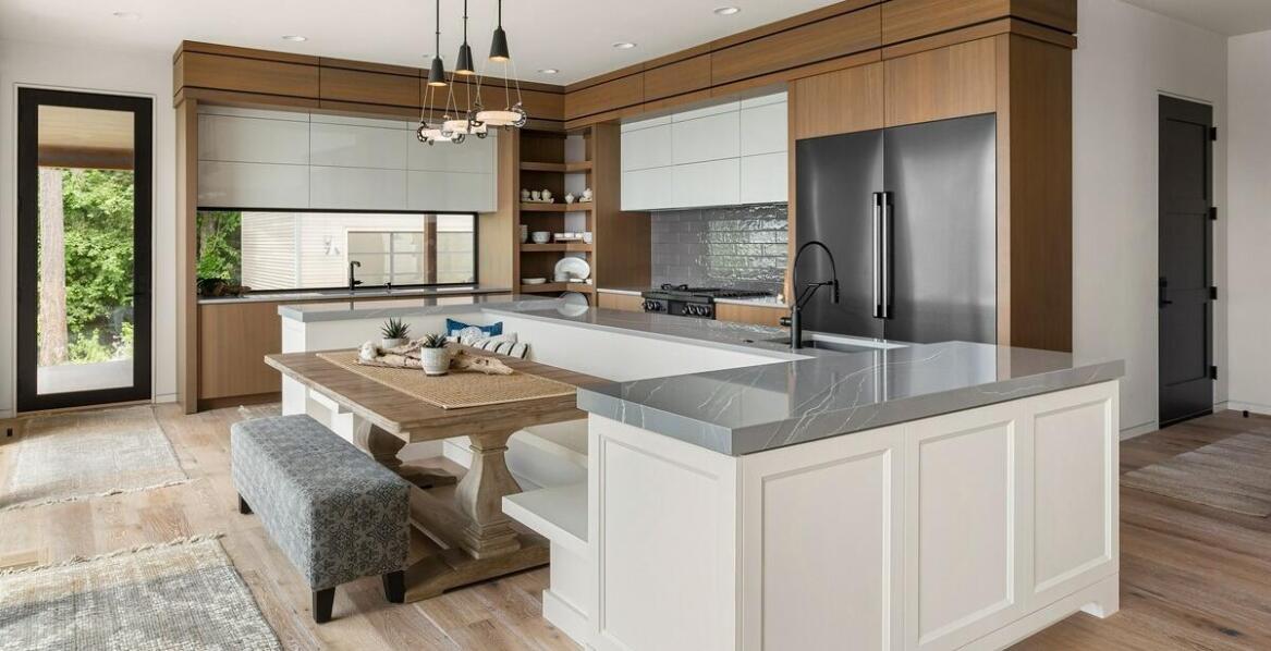 Wybór idealnego koloru blatów kuchennych kamiennych do Twojej kuchni