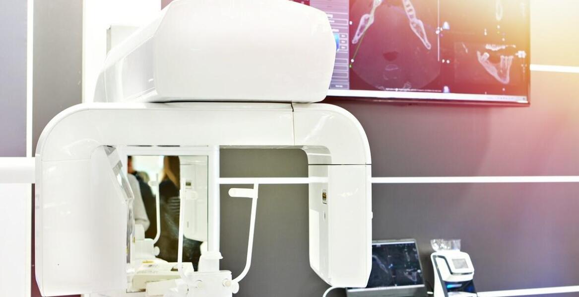 Czym różni się leczenie zachowawcze w gabinecie stomatologicznym na Woli?