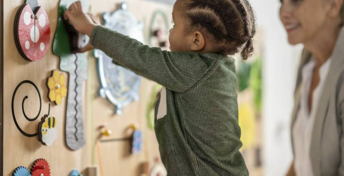 Jakie są zalety wyboru klubu dziecięcego dla wszechstronnego rozwoju dziecka?