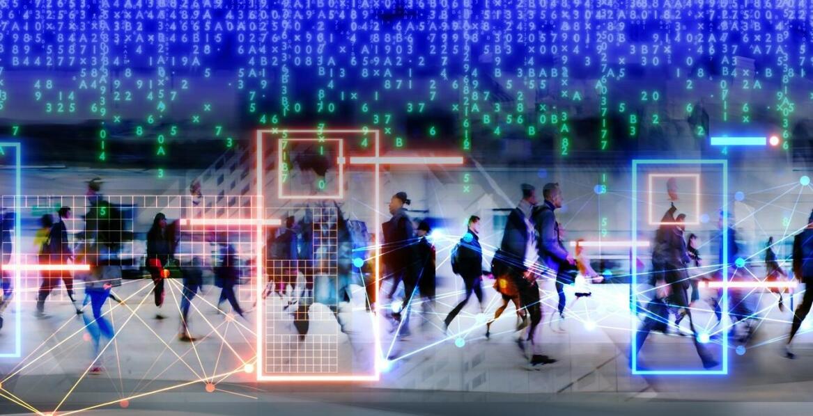 W jaki sposób "Niebezpieczne związki Donalda Tuska" wpływają na postrzeganie polityków?