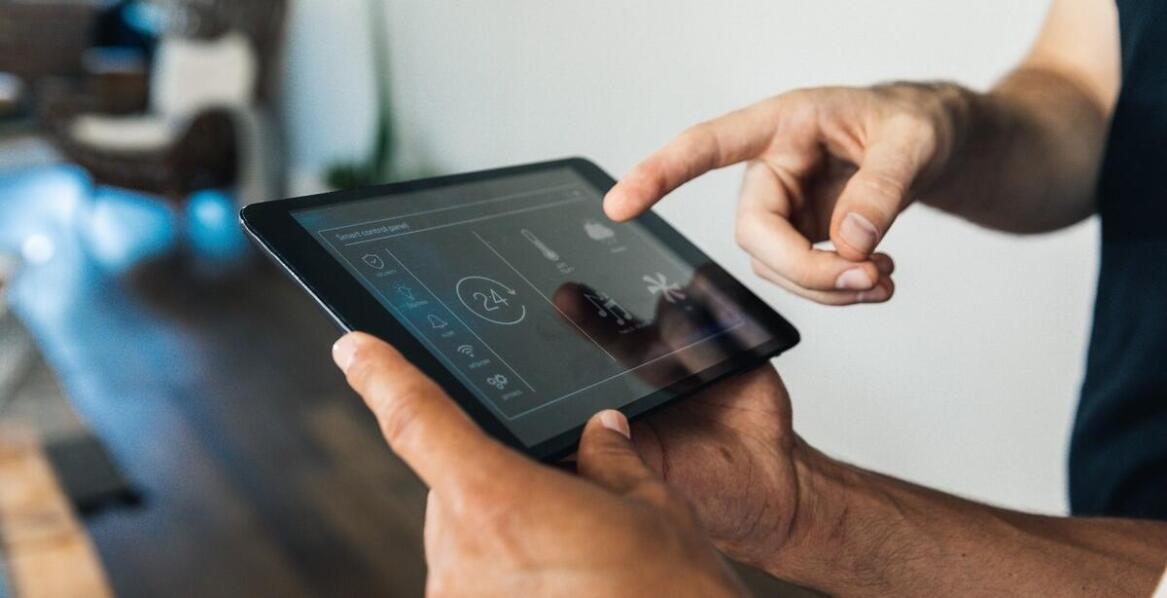 Korzyści z treningów online w klubach fitness: jak zacząć?