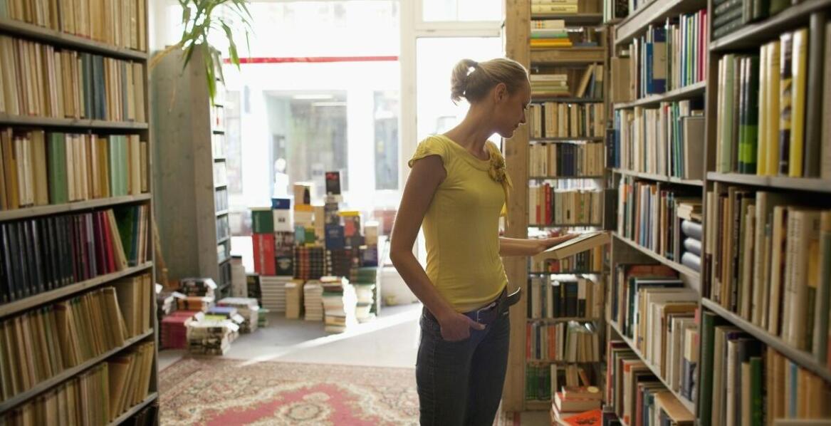 Rzadkie edycje i kolekcjonerskie wydania dostępne w antykwariacie