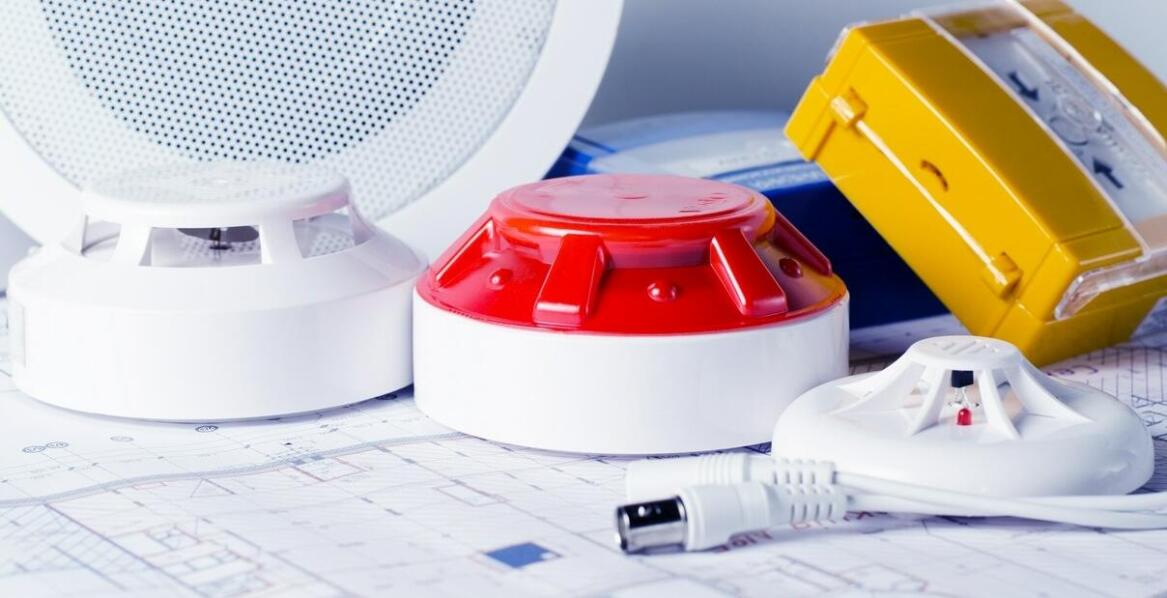 Wpływ jakości akcesoriów na efektywność detektorów gazów