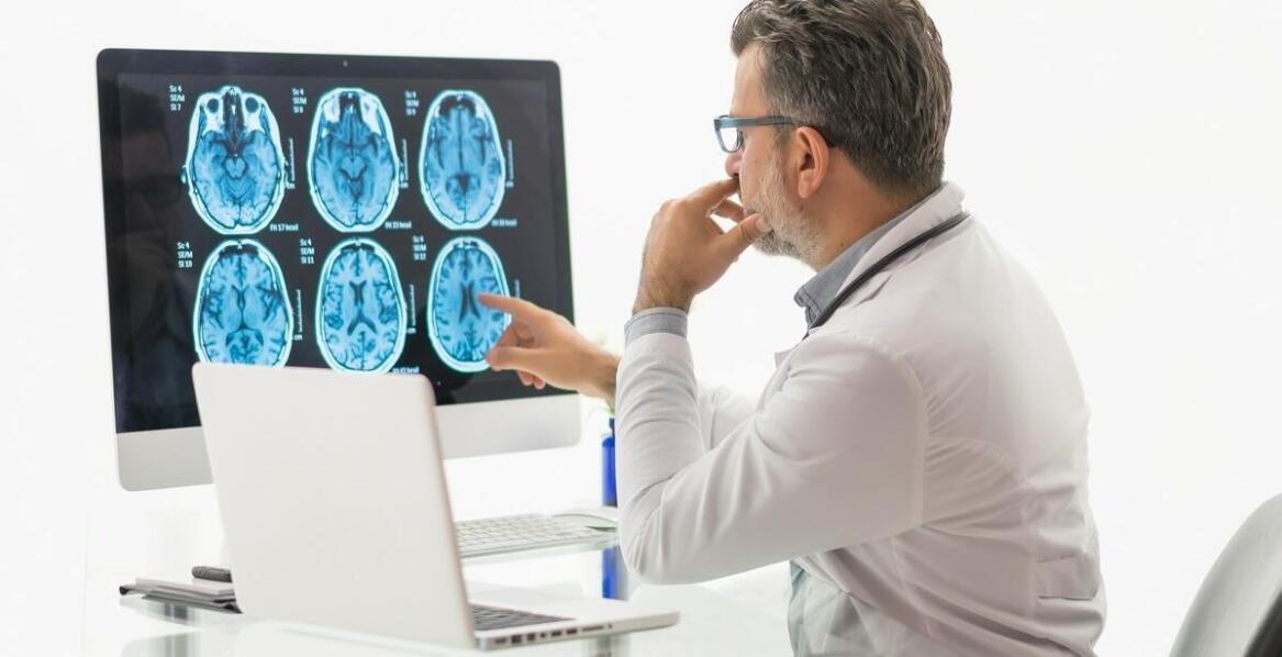 Jakie są różnice między USG a tomografią komputerową?