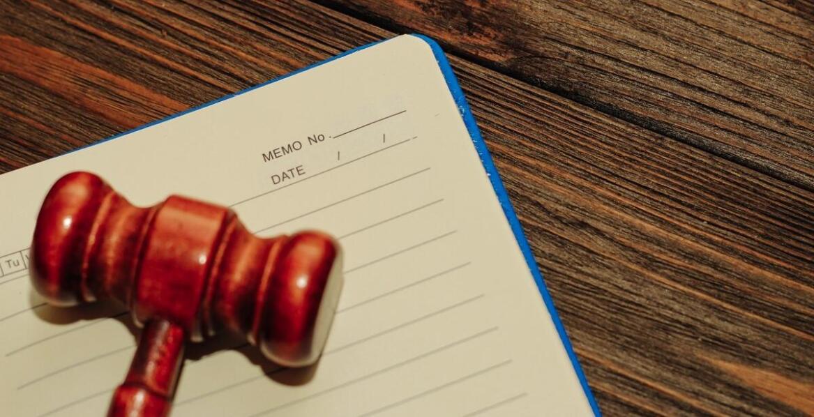 Jakie są najczęstsze błędy w dokumentach procesowych i jak ich unikać?