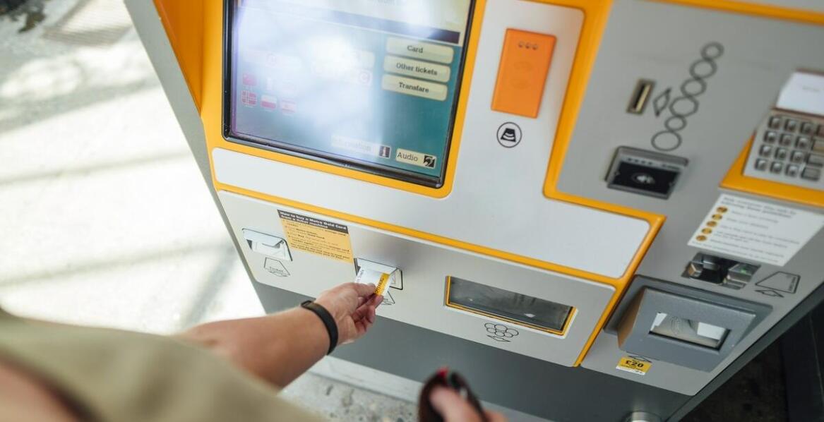 Dlaczego warto wybrać bilety MPK Poznań online? Oszczędność czasu i pieniędzy