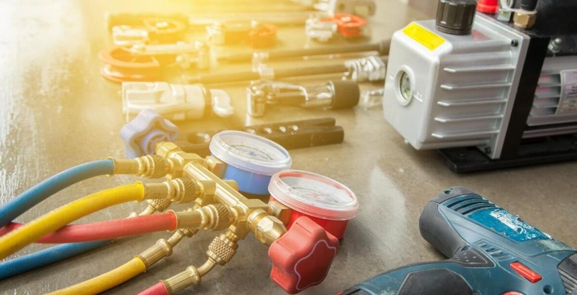 Efektywne ogrzewanie warsztatów – jakie urządzenia wybrać?