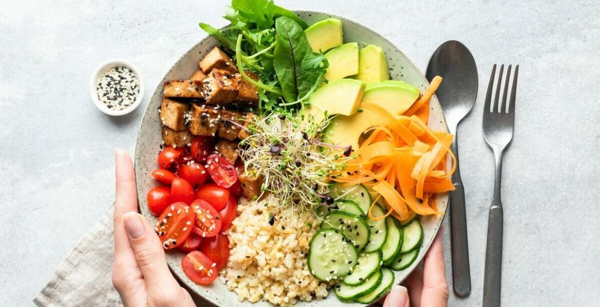 Jak indywidualnie dobrane plany żywieniowe wpływają na efekty zabiegów kosmetologicznych?