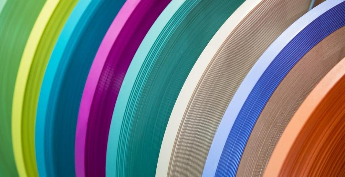 Jakie parametry techniczne są kluczowe przy wyborze taśm TTR?