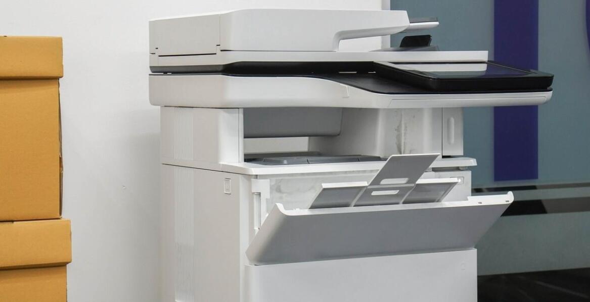 Profesjonalny serwis drukarek Kyocera a bezpieczeństwo dokumentów