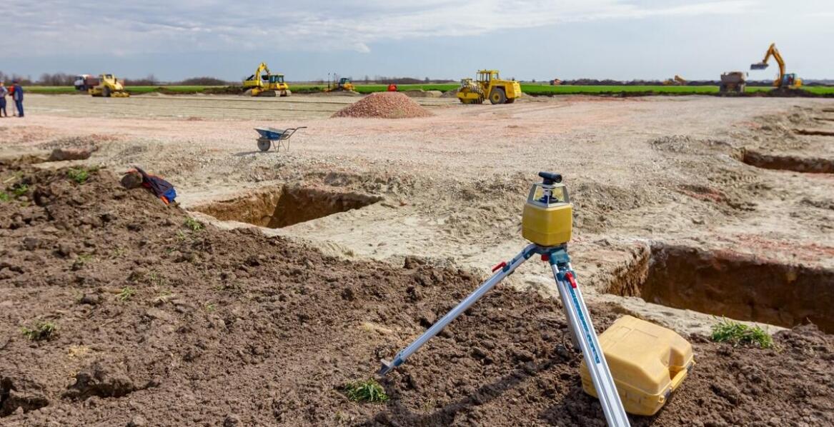 Jakie są etapy stabilizacji chemicznej gruntu w procesie rekultywacji?