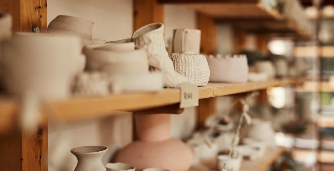 Oryginalne kubki ceramiczne – jak wybrać idealny model na każdy dzień?