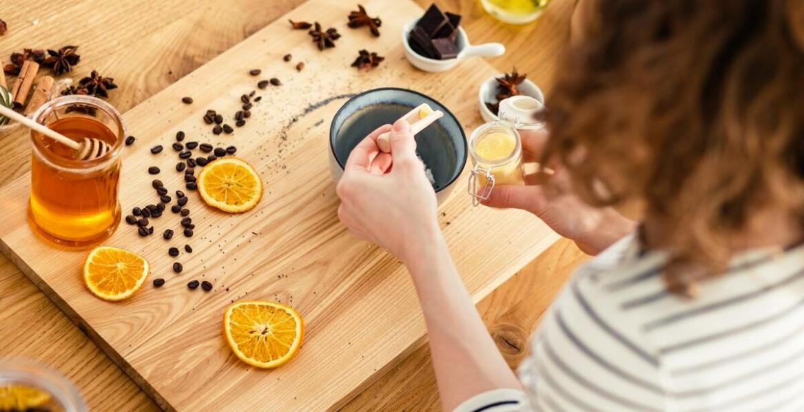 Znaczenie kompozycji zapachowych w tworzeniu unikalnych produktów perfumeryjnych